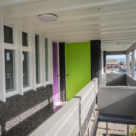 The Hibernian Studio Apartments - 4 Latter Street Timaru Exterior photo